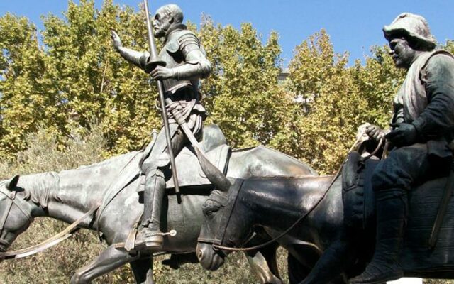 Estátuda de Dom Quixote e Sancho Pança em Madri