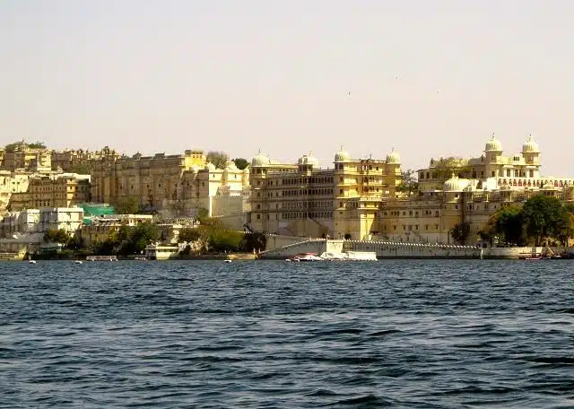 Palácios de lagos de Udaipur
