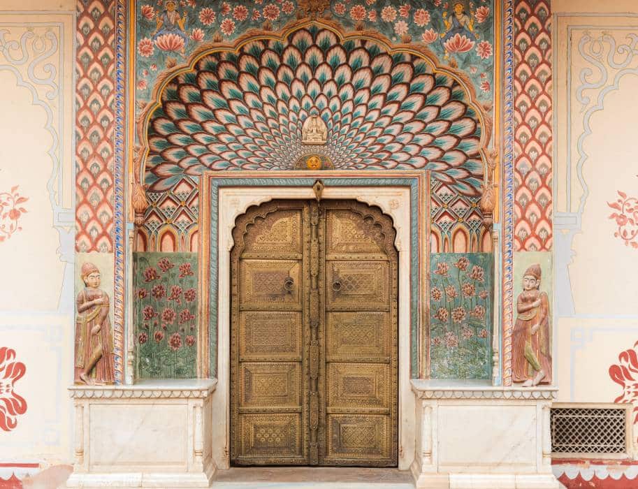 dentro do palacio da cidade de jaipur