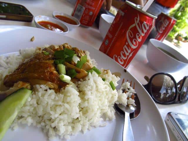 Arroz com frango - comida típica da Malásia