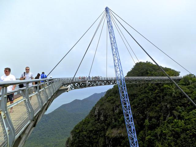 Ponte suspensa Langkawi