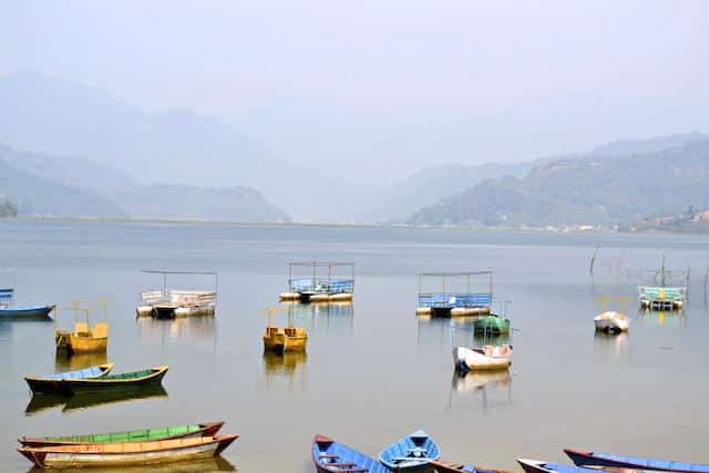 Lago de Pokhara - Nepal