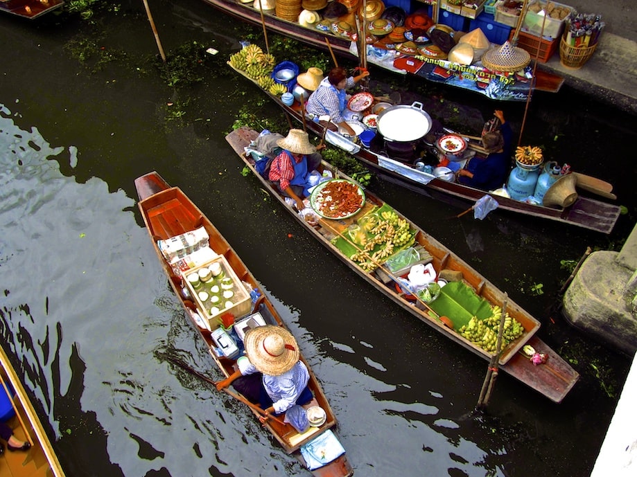 O que fazer em Bangkok: mercado flutuante
