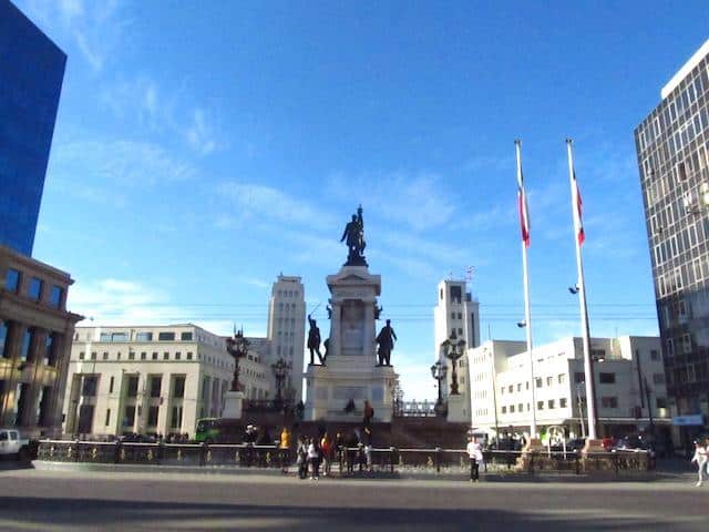 monumento em valparaiso chile