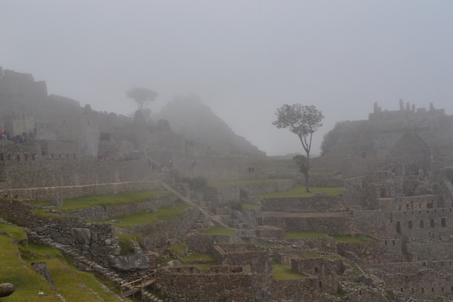 Névoa em Machu Picchu, Peru