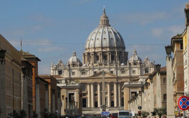 praca de sao pedro vaticano o que fazer em roma