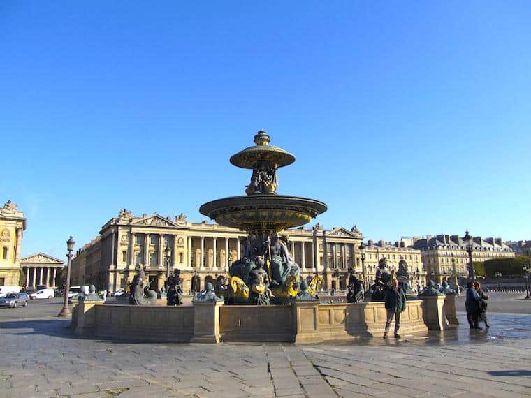 praca-concordia-paris-franca