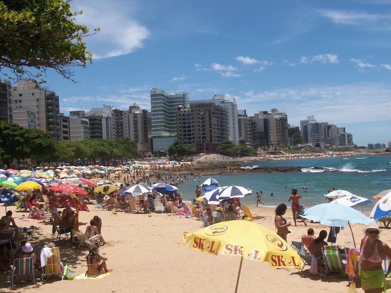 Praia das Castanheiras Guarapari