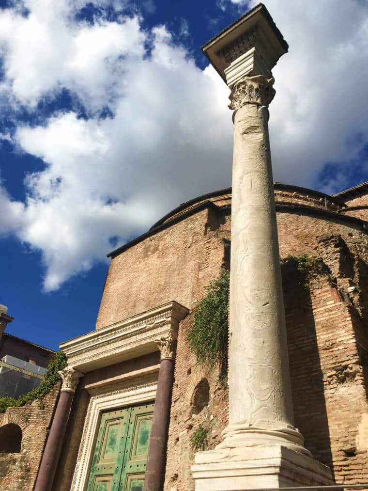 forum romano templo de romulo