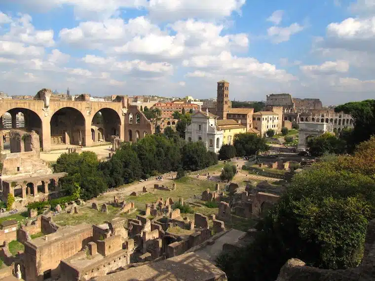 Forum Romano em Roma, Itália