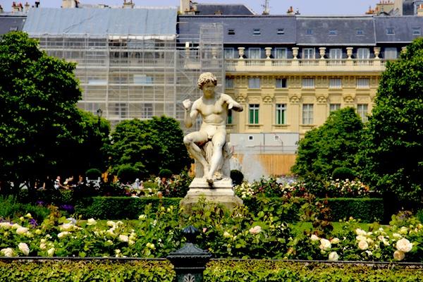 Jardim Palácio Nacional Paris