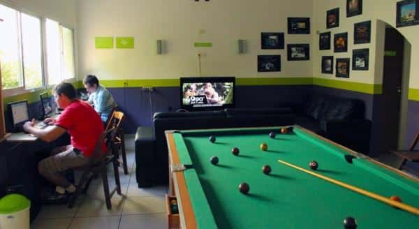 Sala de jogos Okupe Hostel