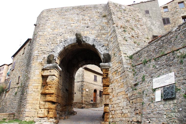 Porta de Volterra, Toscana