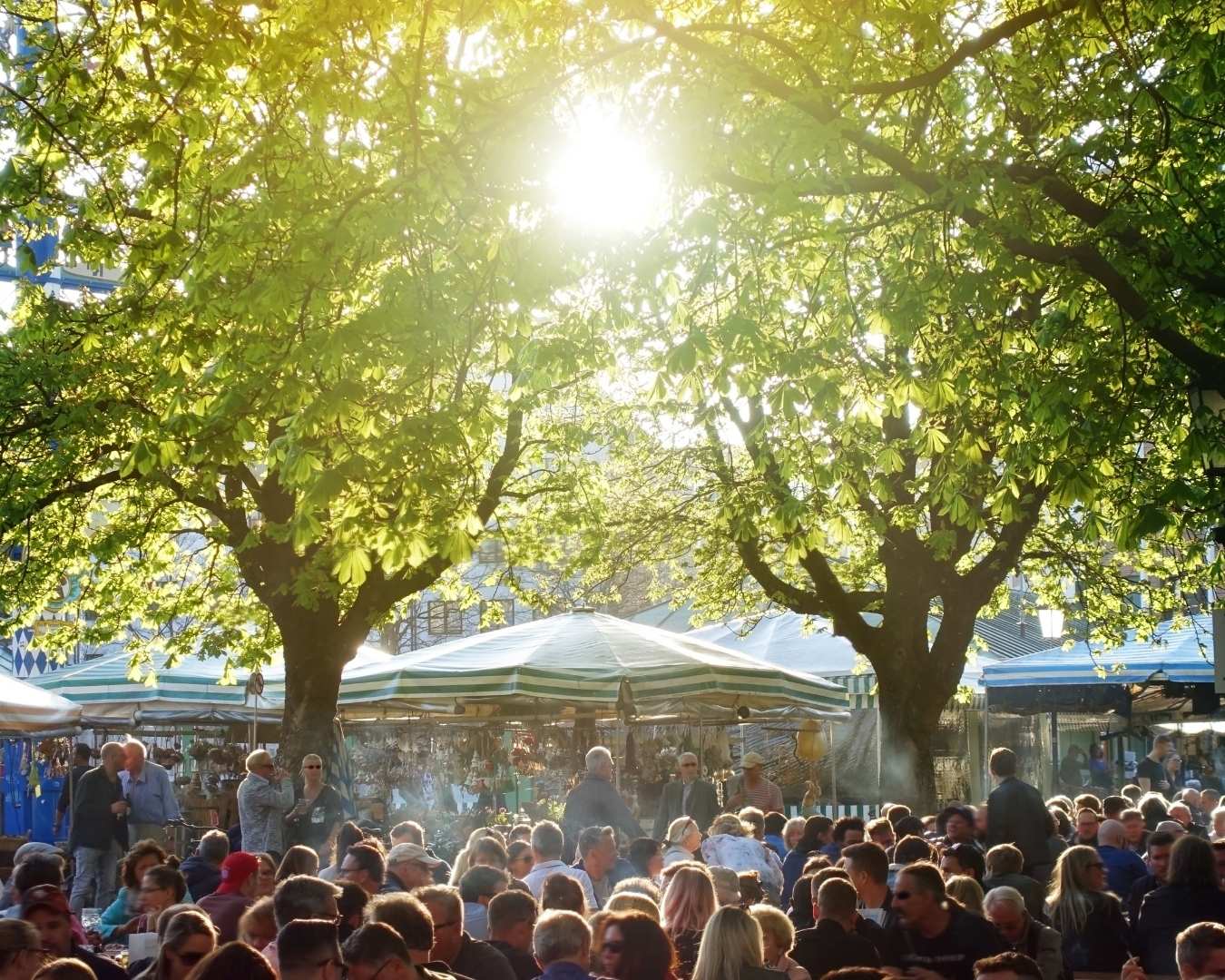 Biergarten em Munique, alemanha