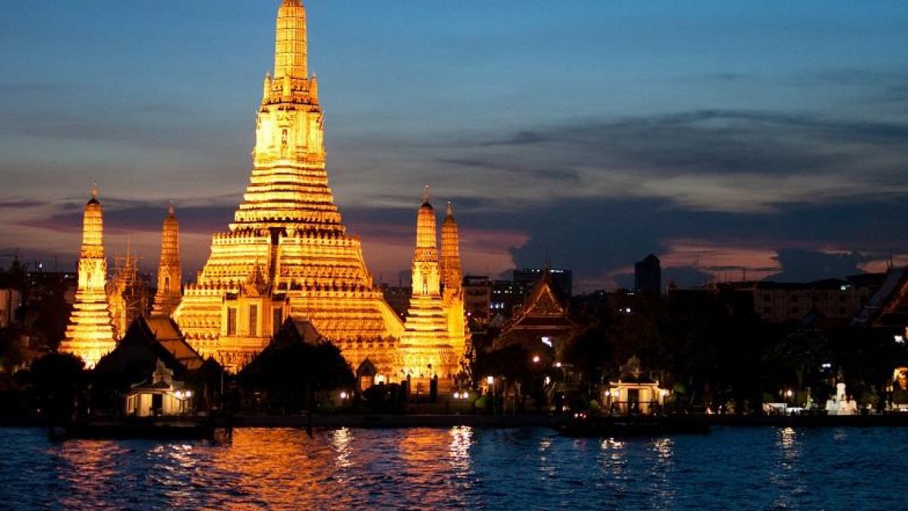 Resultado de imagem para 5. Wat Arun, o Templo do Amanhecer"