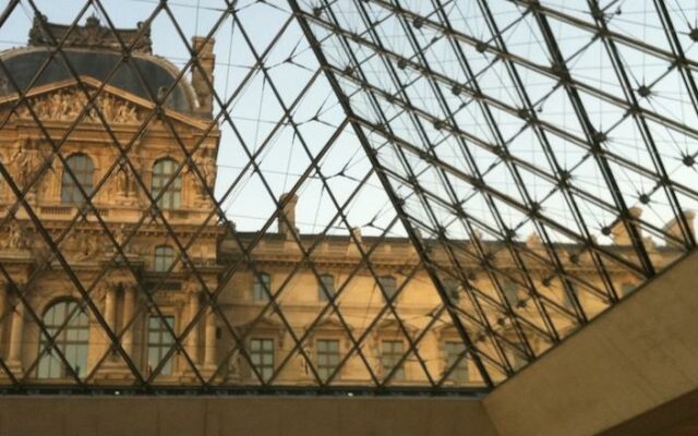 museu do louvre piramide