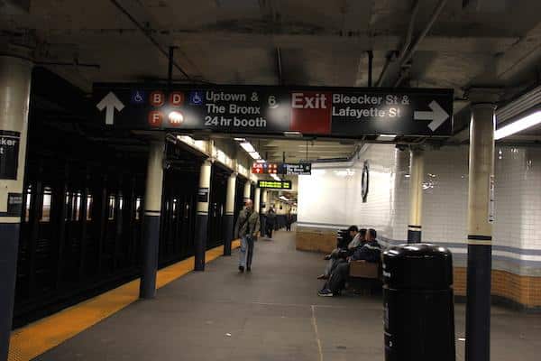 Placas do Metrô de Nova York
