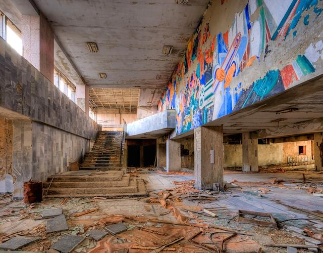 Palace_of_Culture_Lobby-pripyat tour chernobyl