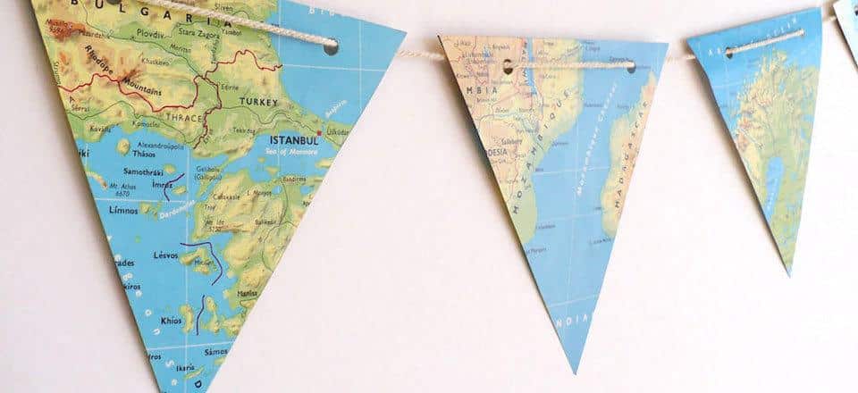 decoracao com tema de viagem bandeiras