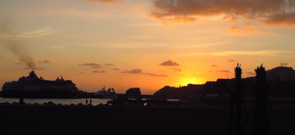 por do sol em funchal