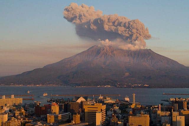 vulcao japao