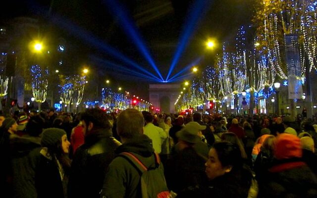 ano novo em paris reveillon