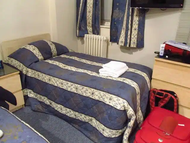 Quarto hotel londres