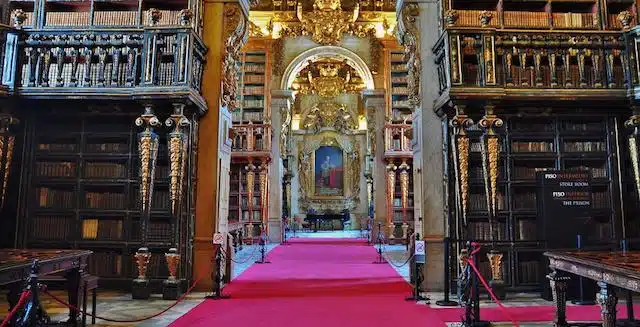 Universidade de Coimbra Biblioteca Joanina
