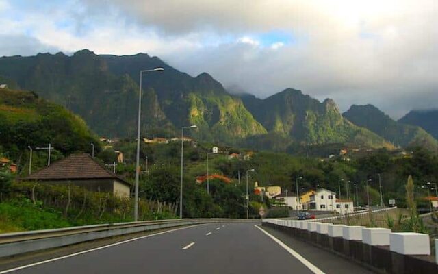 como se locomover na ilha da madeira estrada