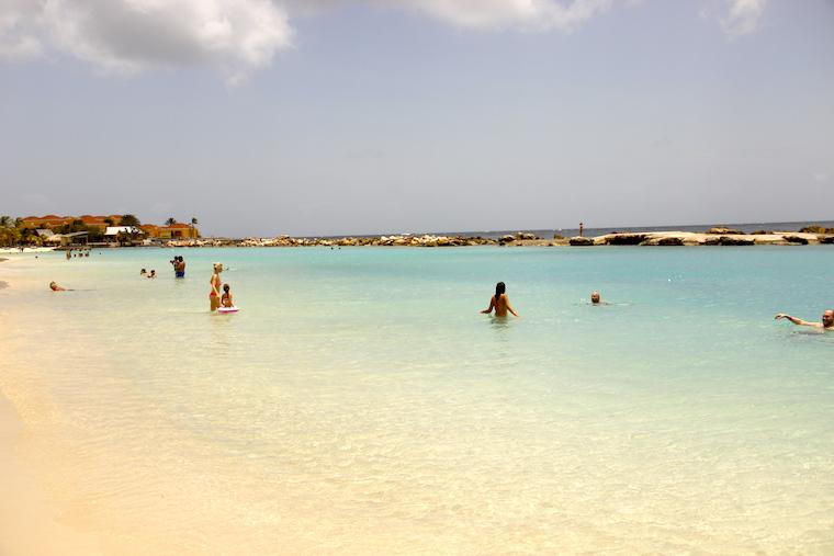 Mambo Beach, Curacao