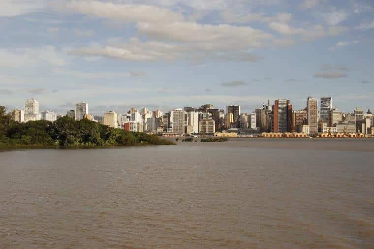 passeio de barco no guaíba 