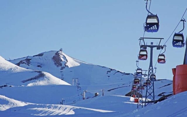 esquiar no Valle Nevado, Chile