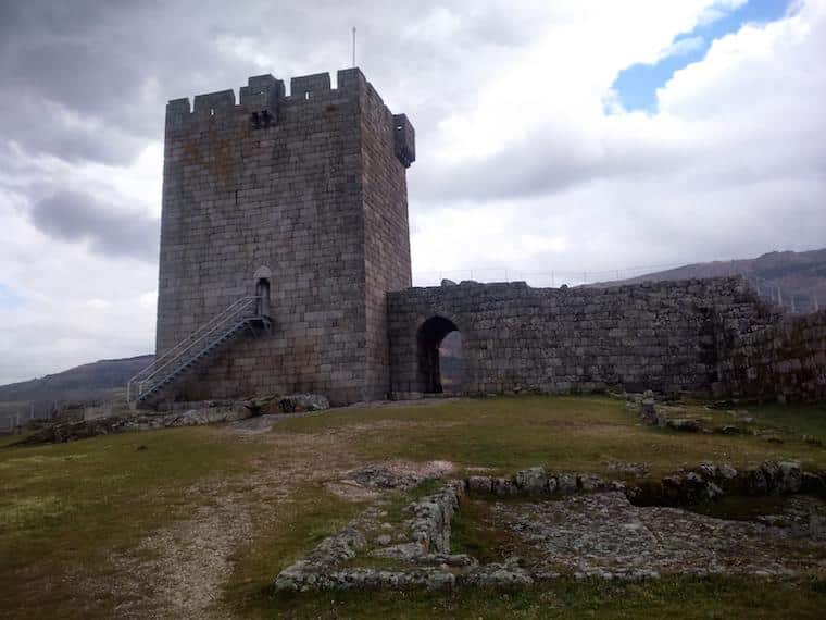 Aldeias-historicas-Portugal-linhares