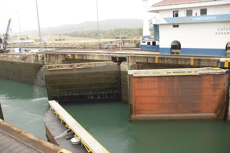 Eclusas no Canal do Panamá