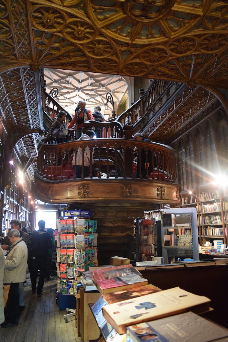 Livraria Lello e Irmao Porto Portugal