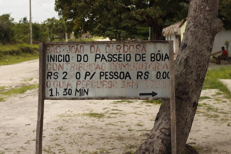 Passeio de boia no Rio Formigas, em Cardosa