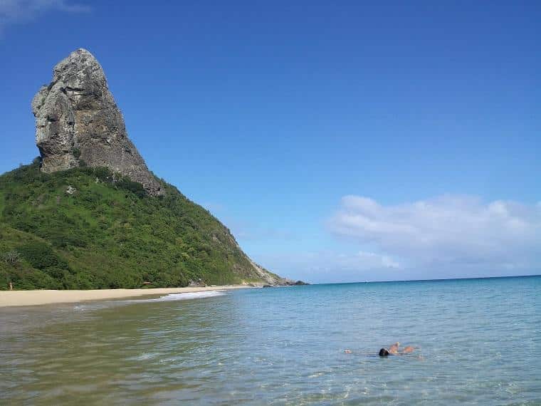 fernando-noronha-praia