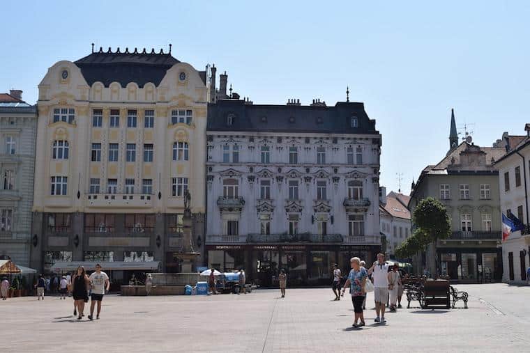 onde ficar em bratislava eslovaquia