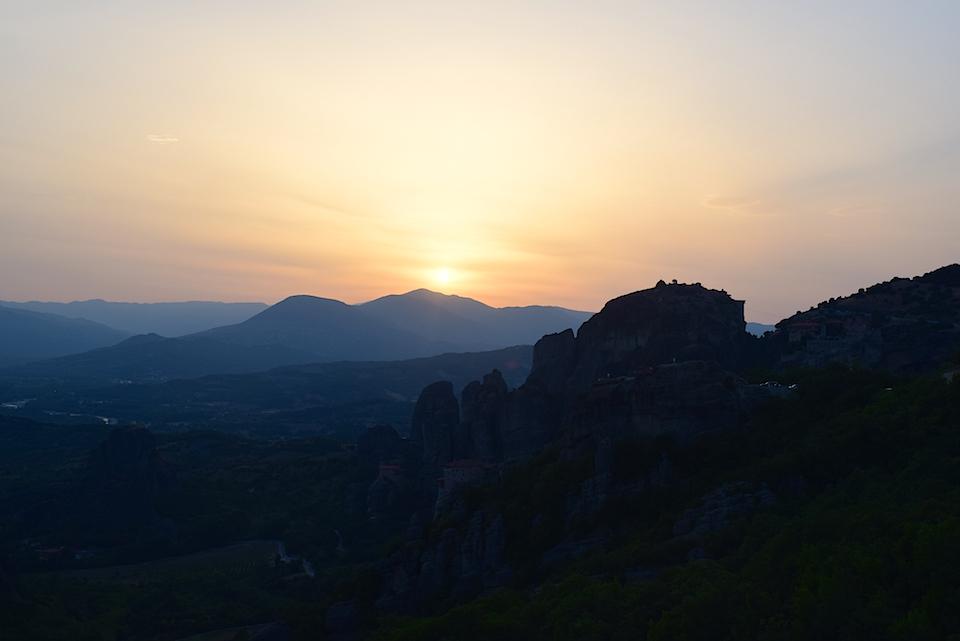Mosteiros de Meteora Grécia Por do Sol