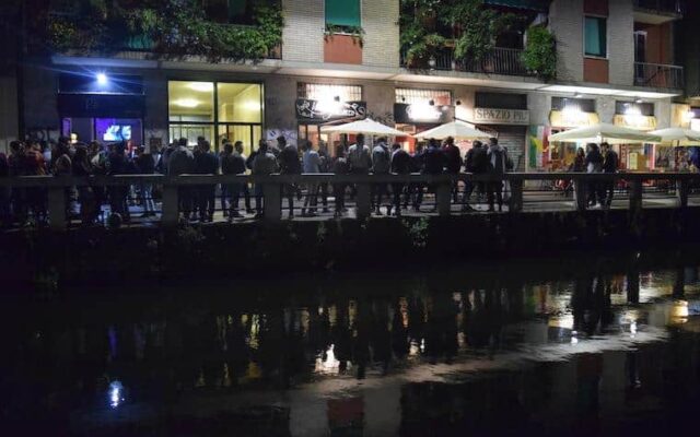 noite em milao navigli