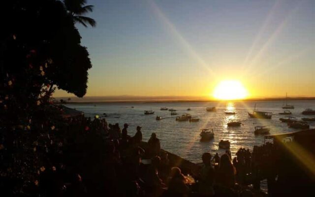 Por do sol no cais - Morro de São Paulo