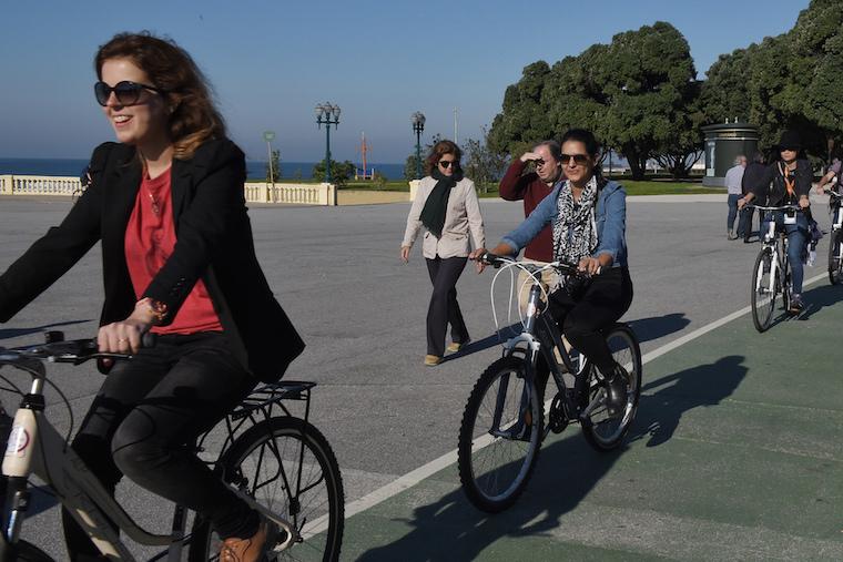 passeio de bicicleta no porto