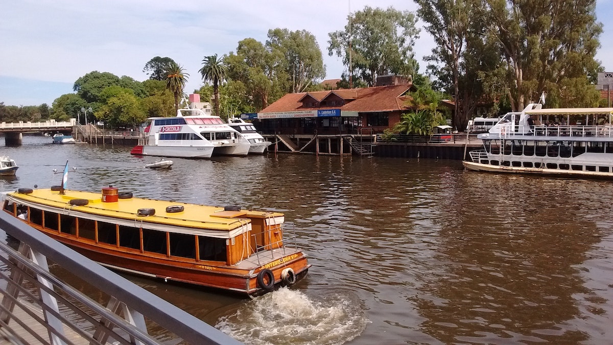 Canais de Tigre, na Argentina