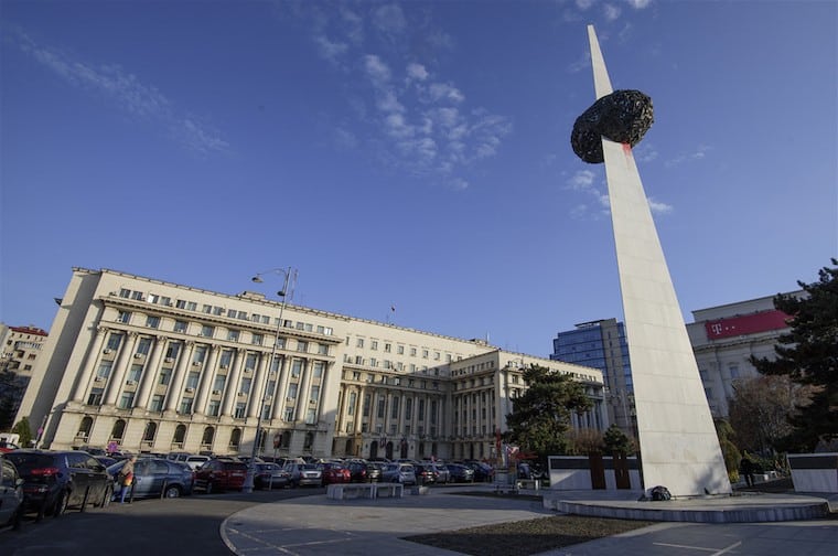 praça da revolução bucareste romenia