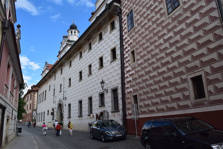 Cesky Krumlov República Tcheca prédios pintados
