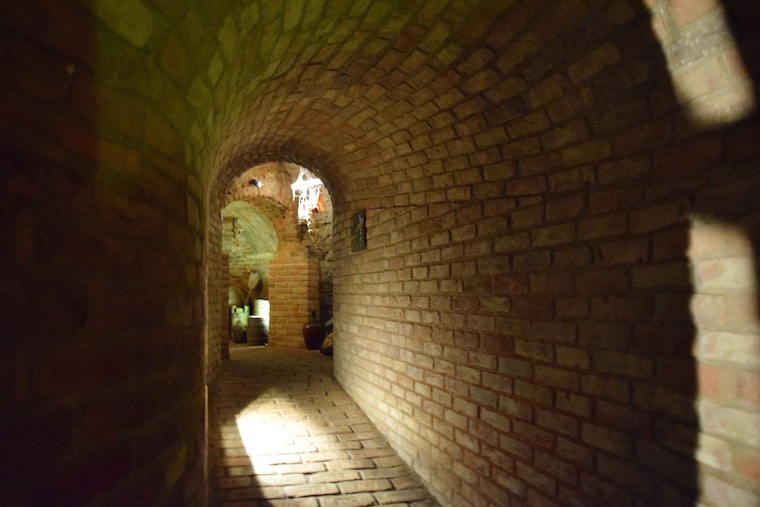 labirinto subterraneo brno república tcheca corredor