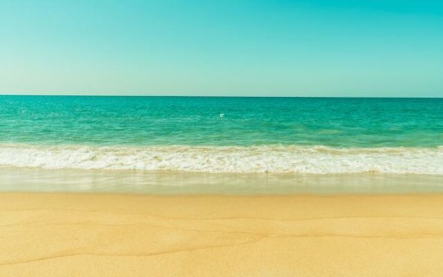Mar azul - praia