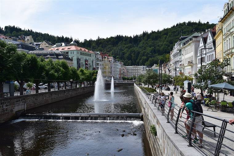 turismo karlovy vary república Tcheca canal