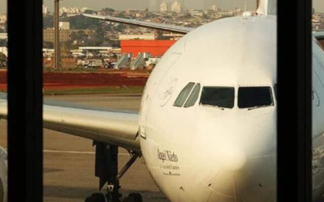 cropped-aviao-aeroporto.jpg
