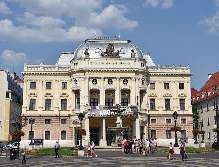 bratislava eslováquia curiosidades oprta